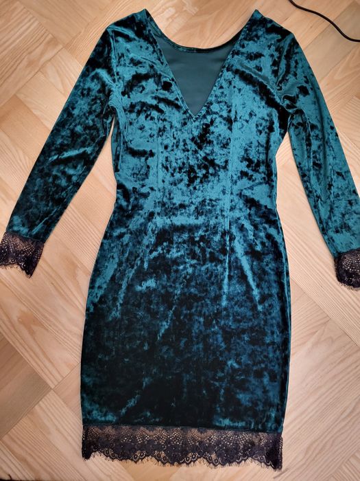 Sukienka welurowa zielona Reserved r.36