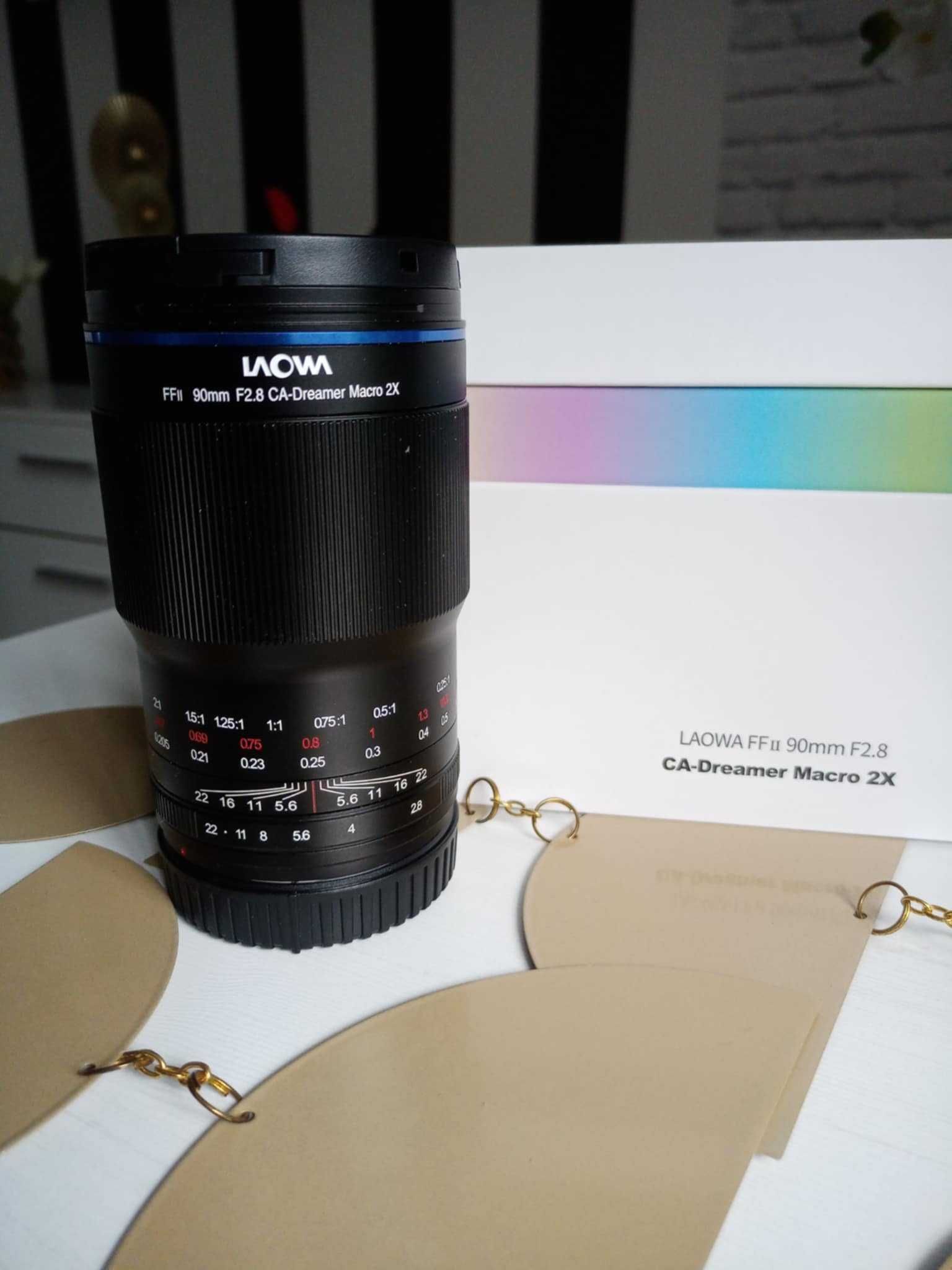 Obiektyw Venus Optics Laowa 90 mm f/2.8 Ultra Macro APO do Canon RF