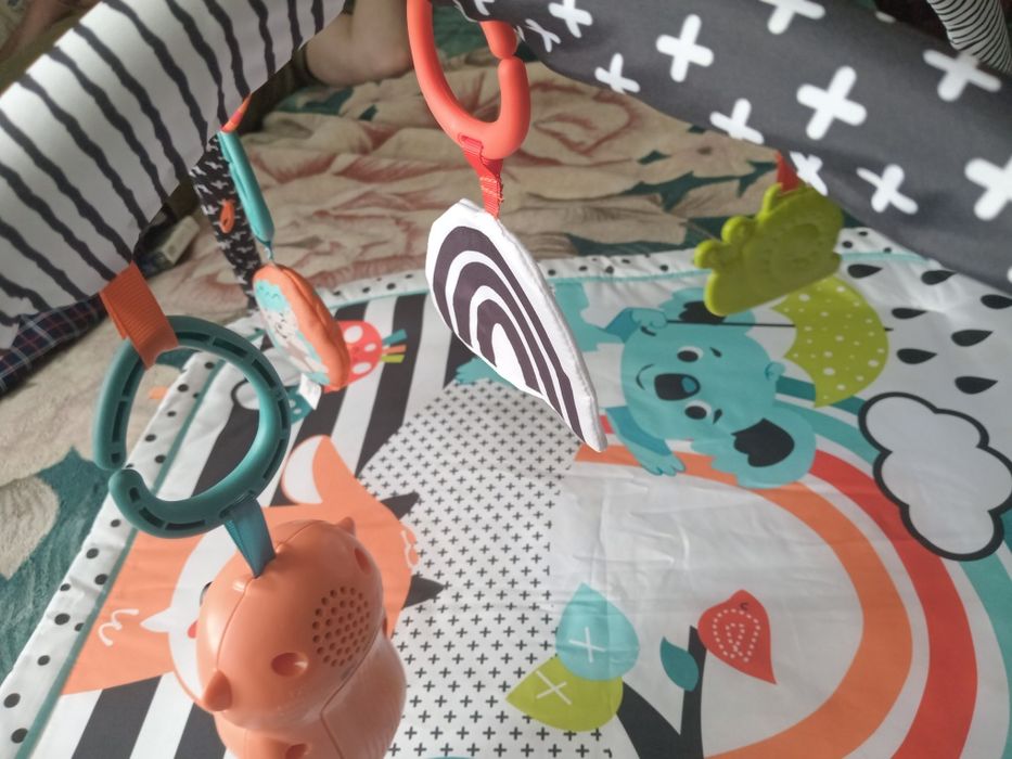 Розвиваючий килимок  Fisher-Price 3-в-1 веселі розваги.