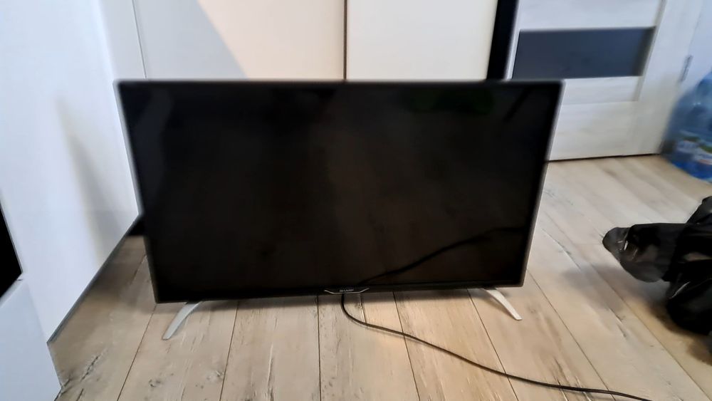 Telewizor Tv SHARP smart tv