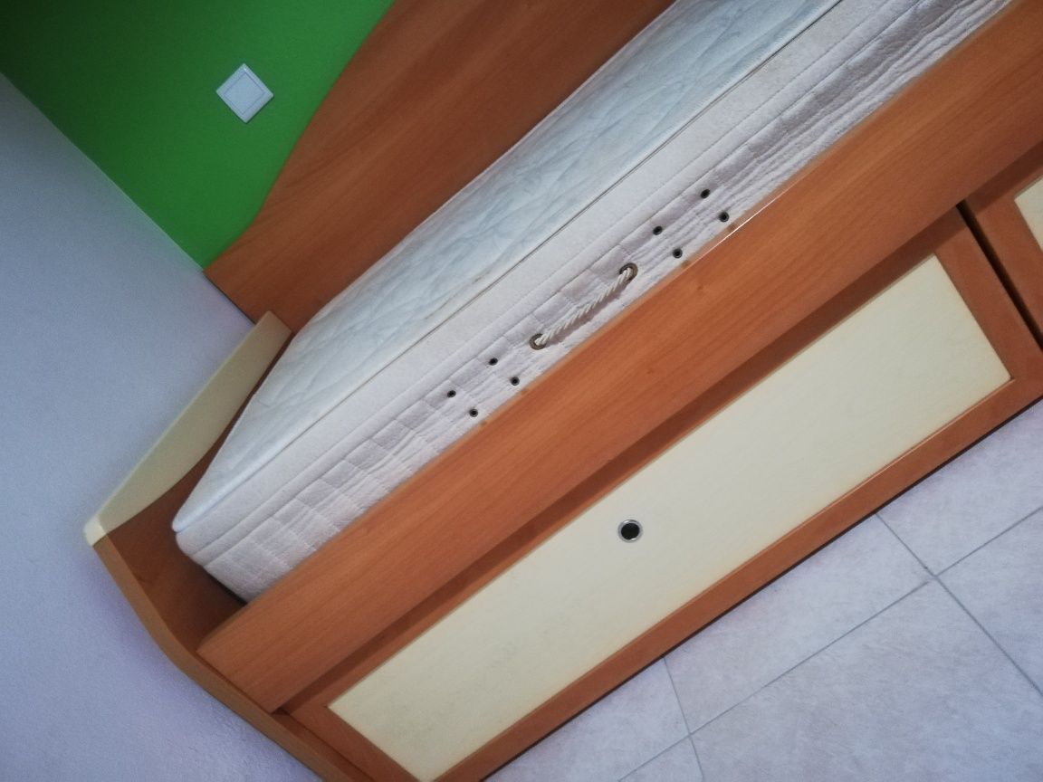 Cama de Solteiro