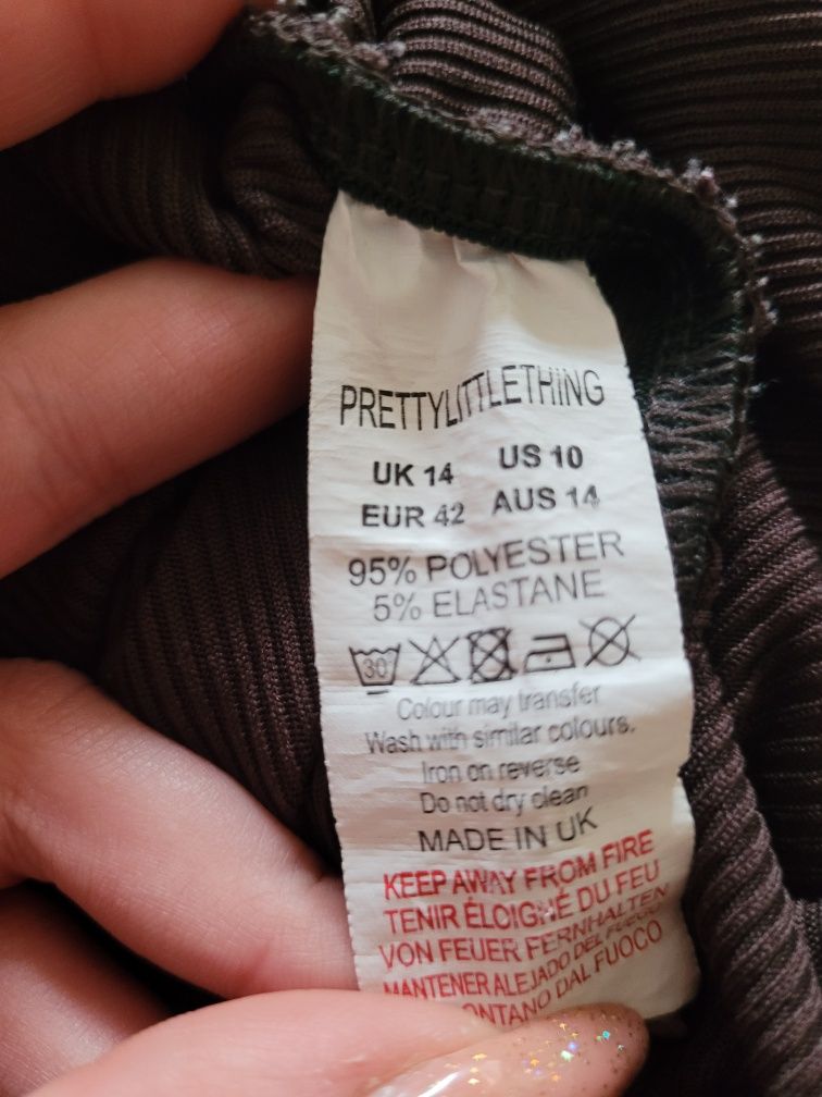 Nowa brązowa czekoladowa obcisła prążkowana sukienka L 40