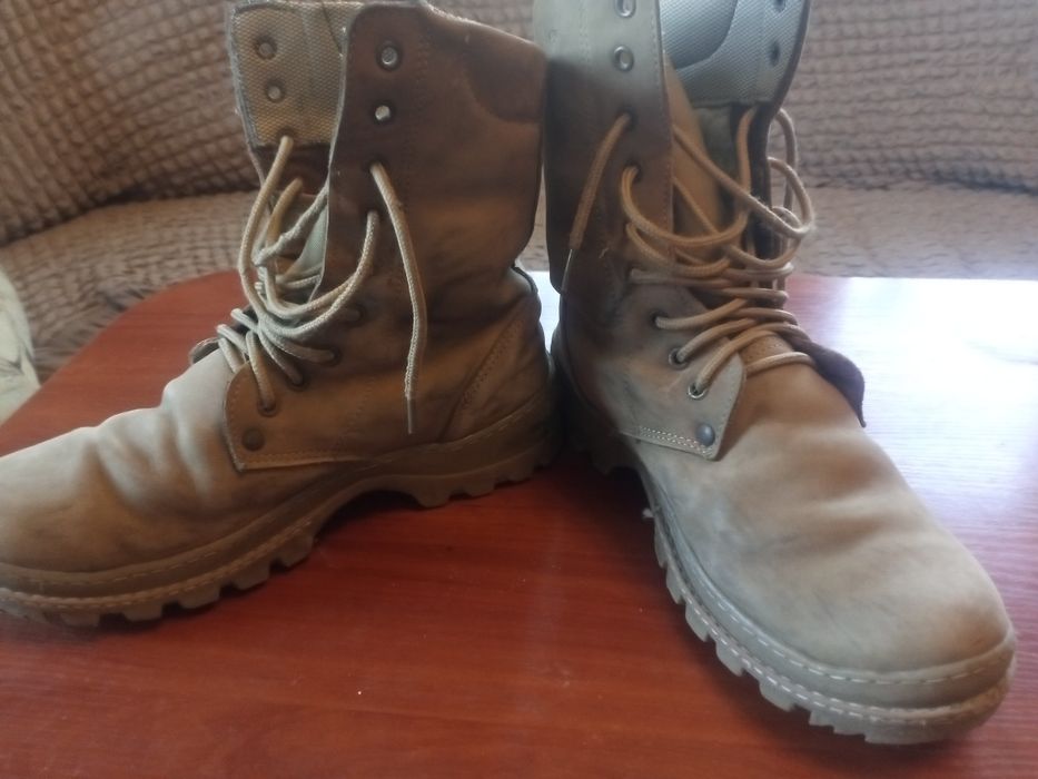 Зимові чоботи 42р