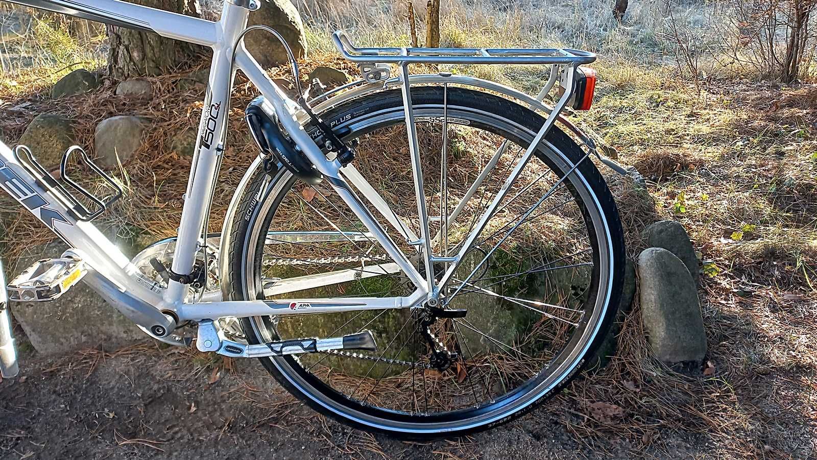 Alu Rower Miejski Męski Trek Navigator T500 SL 3x8 Deore Carbon 28