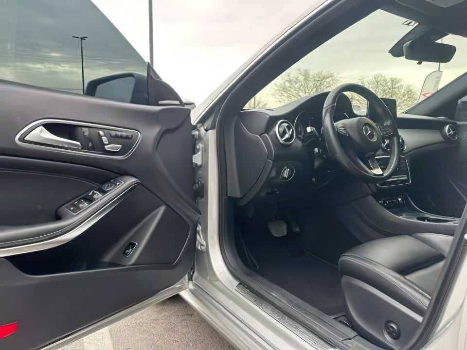 2017 Mercedes-Benz CLA