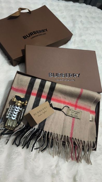 Szalik burberry uniwersalny