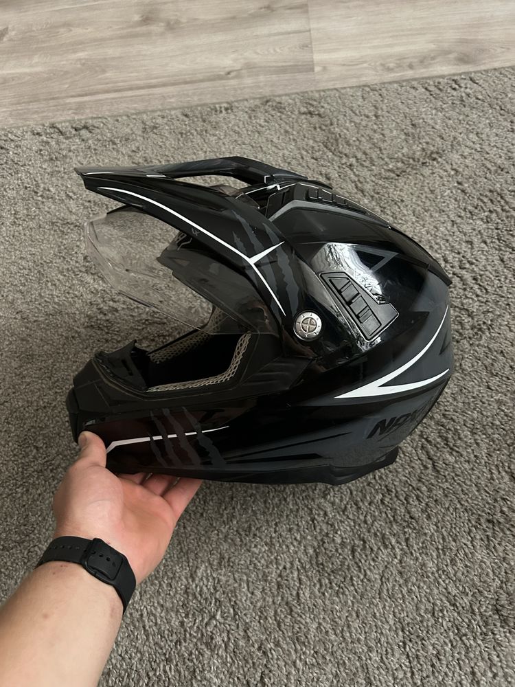 Sprzedam kask NAXA