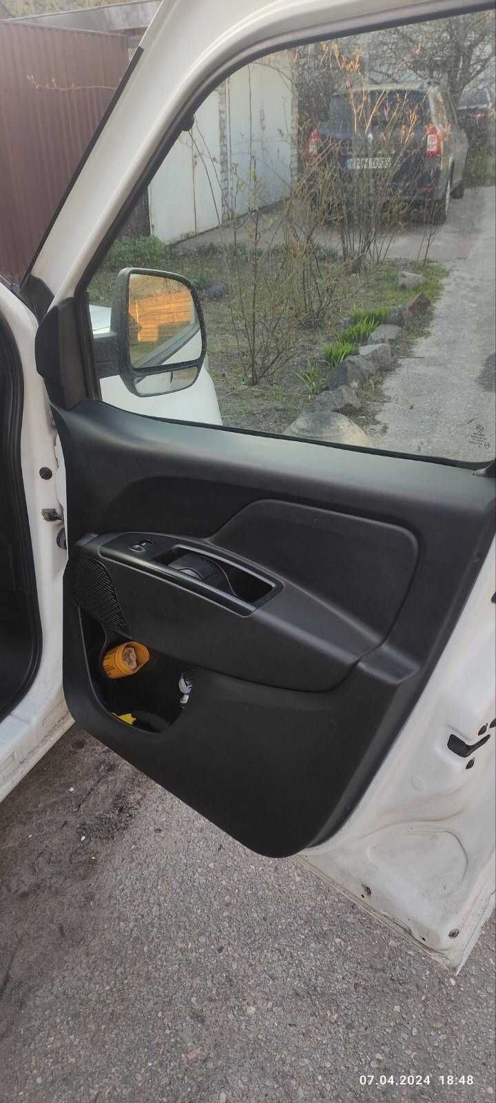 Fiat Doblo 2015 пасажир