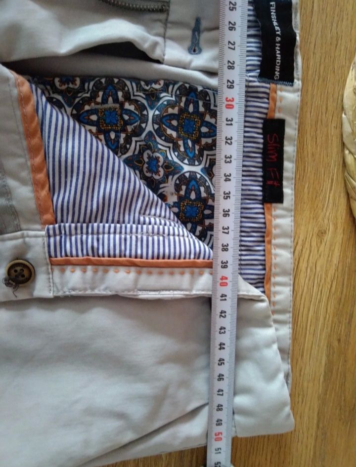 Eleganckie spodnie typu chinos rozmiar 56