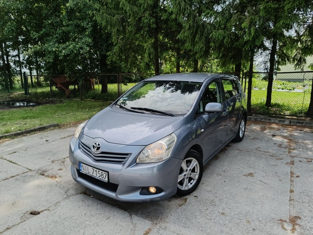 Ładna Toyota Corolla Verso 2.0D Super Stan