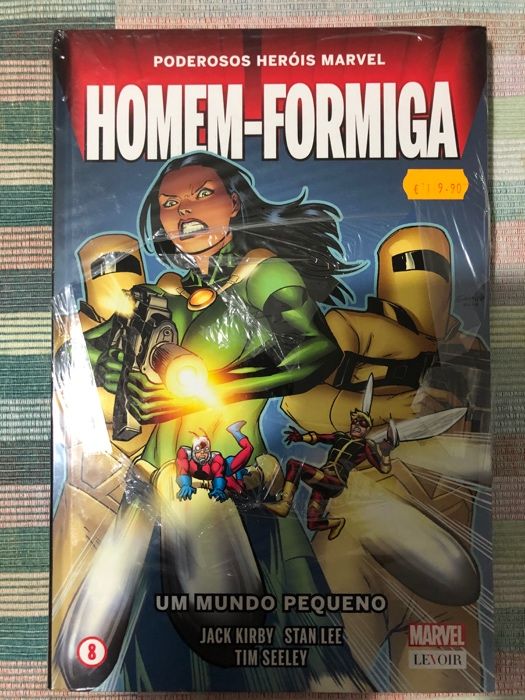 Livro Marvel Homem-Formiga