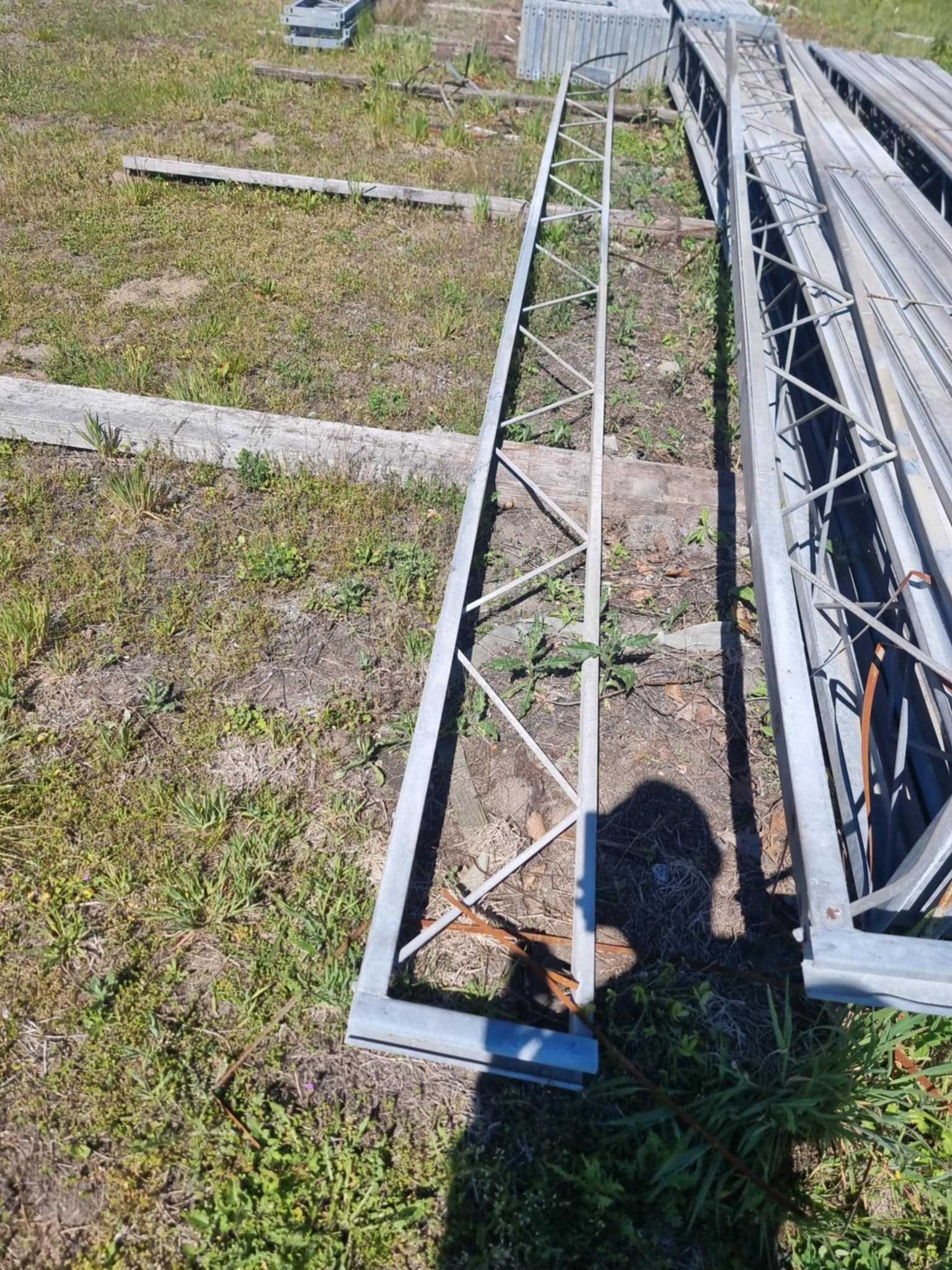 Wiązary wiata obora garaż kratownica pomost konstrukcja dachu ocynk