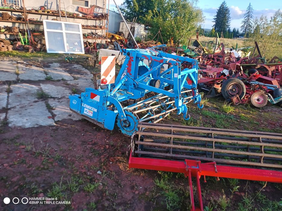 Brona aktywna Agregat uprawowo siewnym  przedsiewny