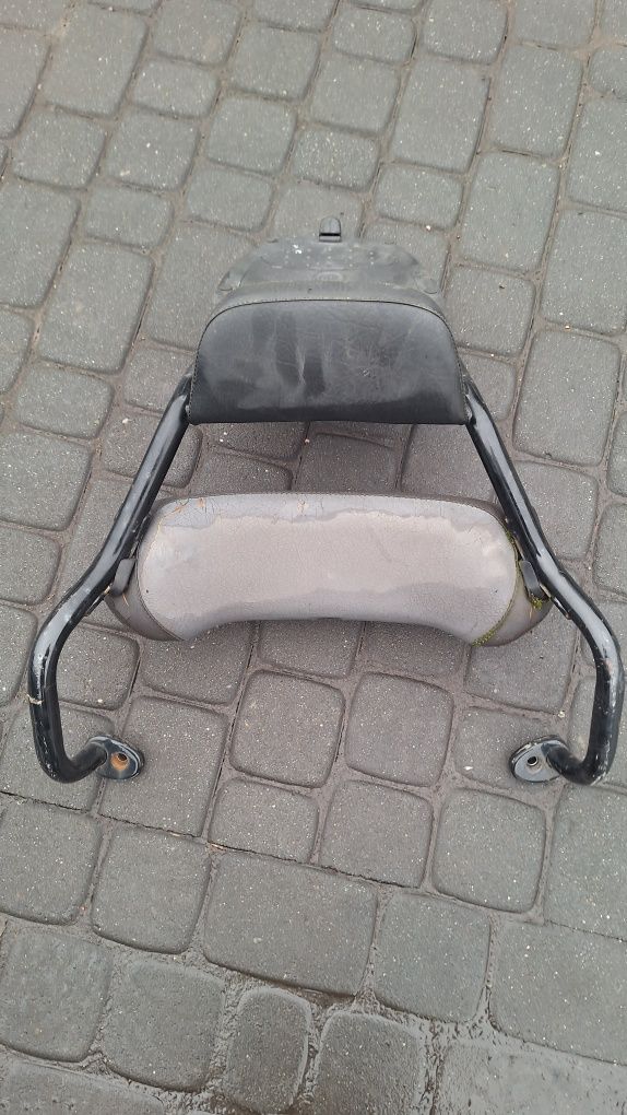 Piaggio Hexagon 125 4T Stelaż pod kufer