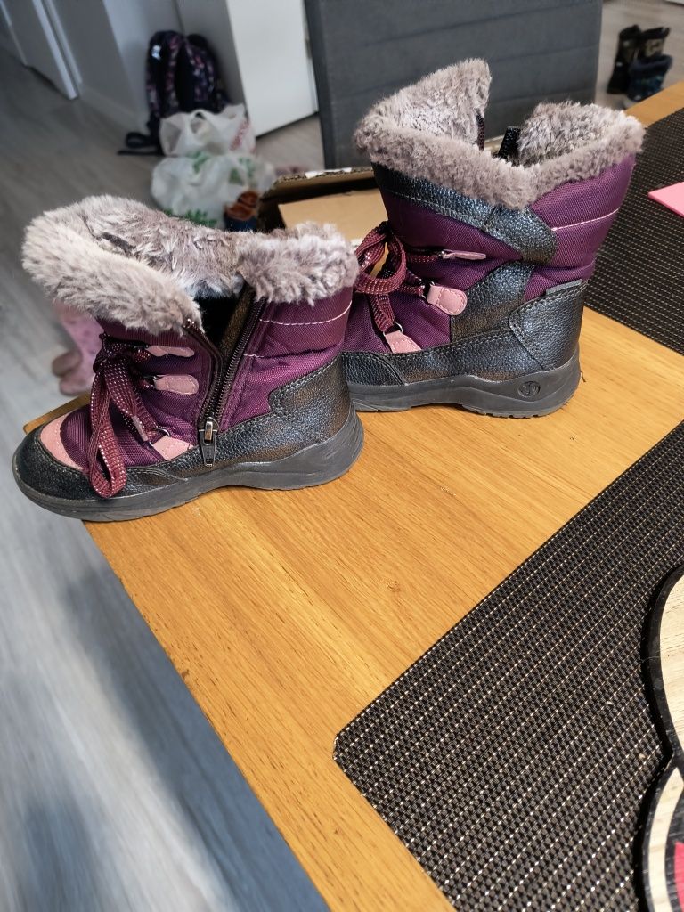 Buty na zimę, śniegowce, kozaki dla dziewczynki na suwak, roz. 28