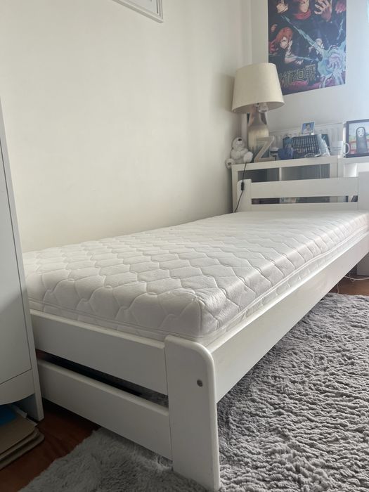 Łóżko drewniane biale 90x200