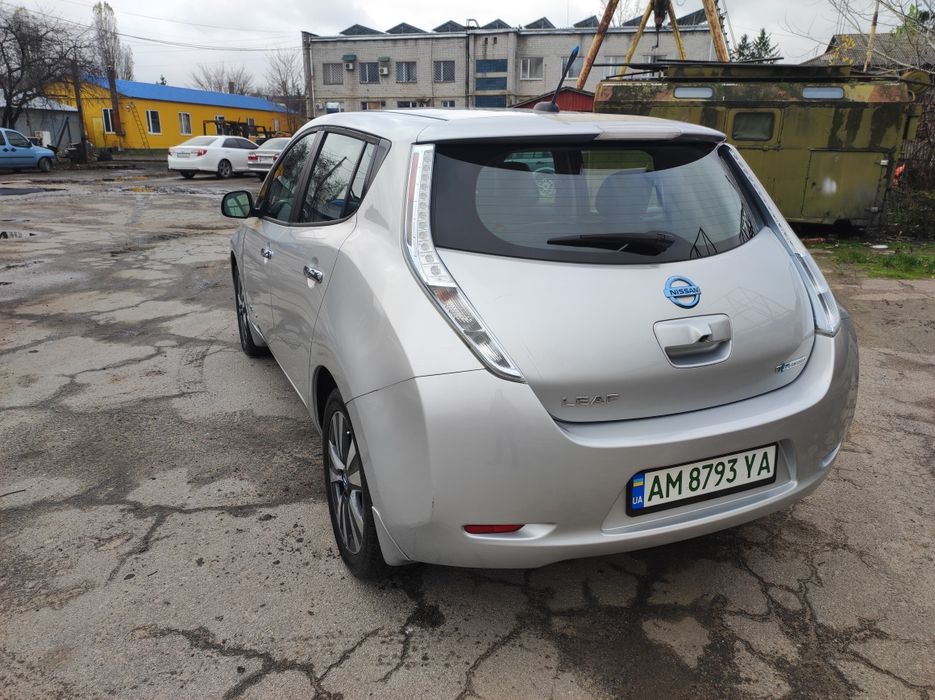 Nissan Leaf Ніссан Ліф