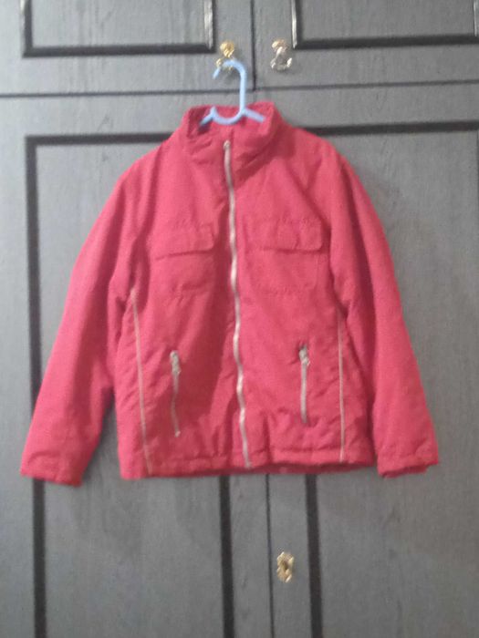 kurtka zimowa czerwona