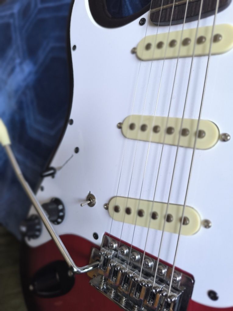Gitara leworęczna Stratocaster Partcaster + osprzęt