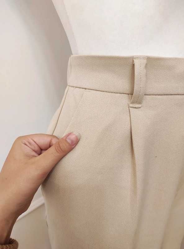 Spodnie z wysokim stanem eleganckie z prostą nogawką w kant Esmara XXL