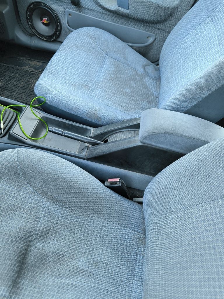 Автомобіль Ford Sierra 1.8(OHC) 1988