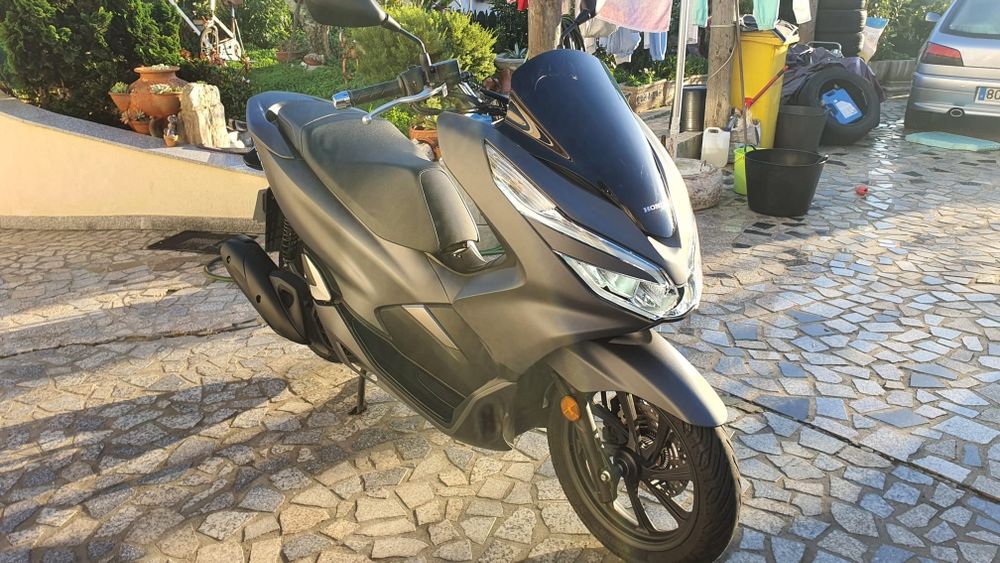 Honda PCX125 como nova.
