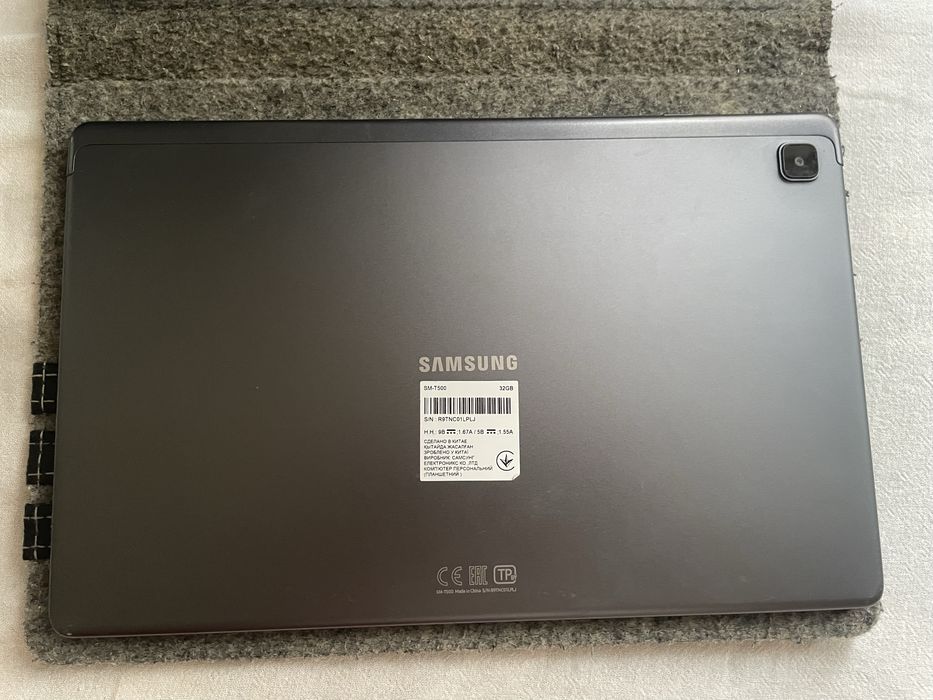 Планшет Samsung SM T-500 32GB