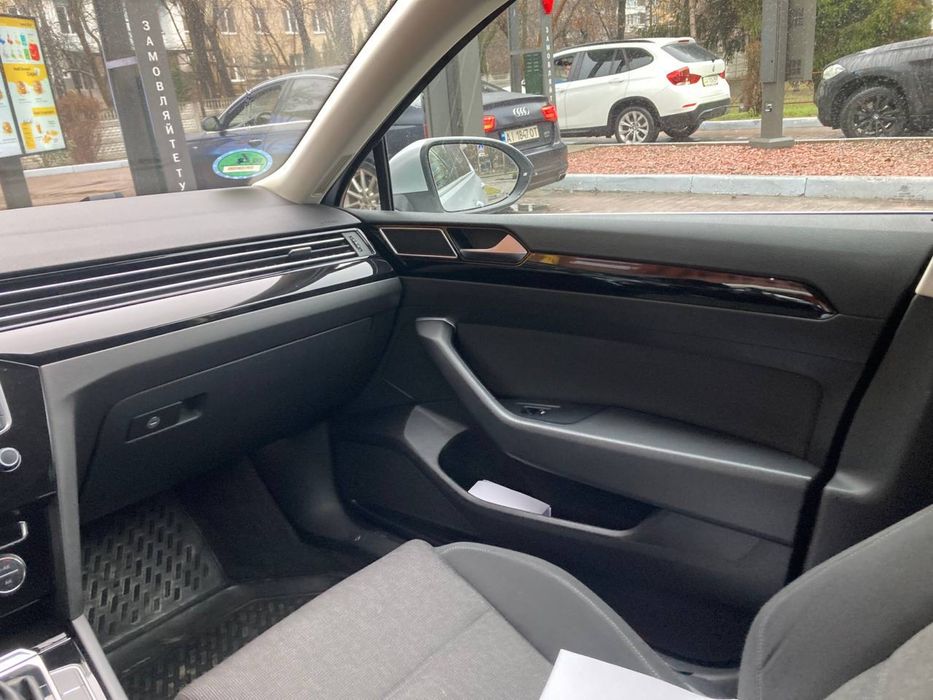 Накладка салон Volkswagen B8 2015-2019