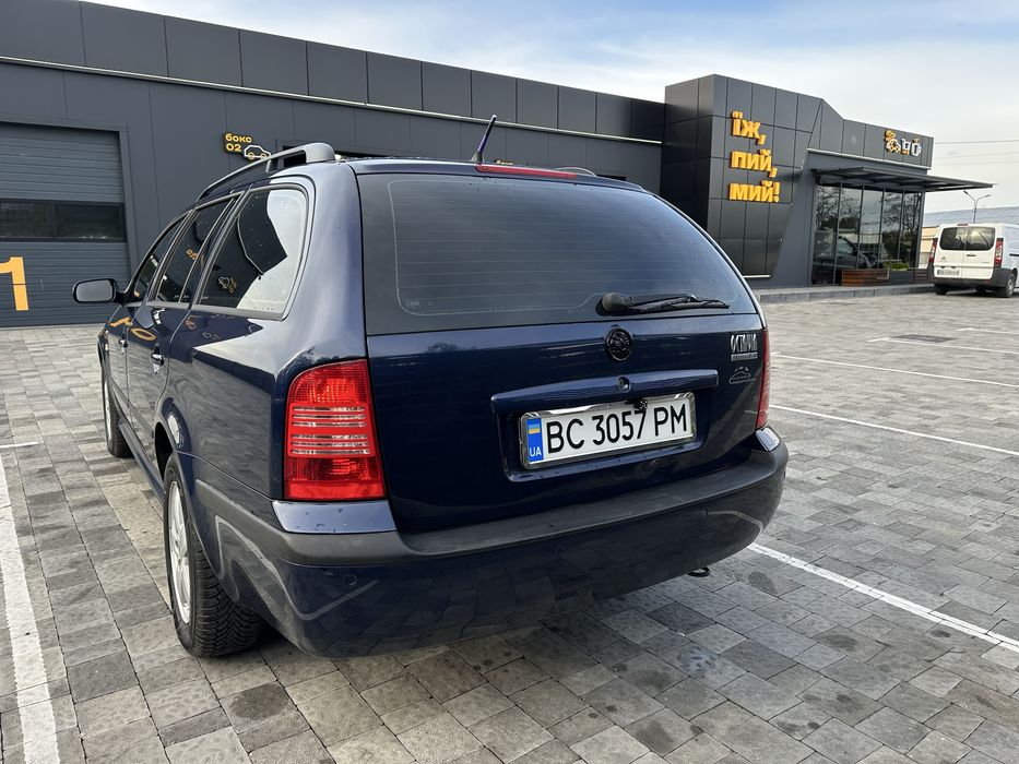 Шкода октавія тур 2001