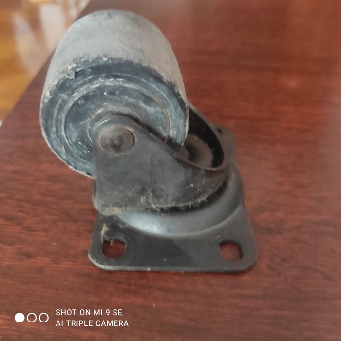 Ніжки на коліщатках для різних механізмів і меблів