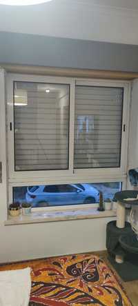 Duas janelas e Porta e janela Peça Unica em PVC Alumínio