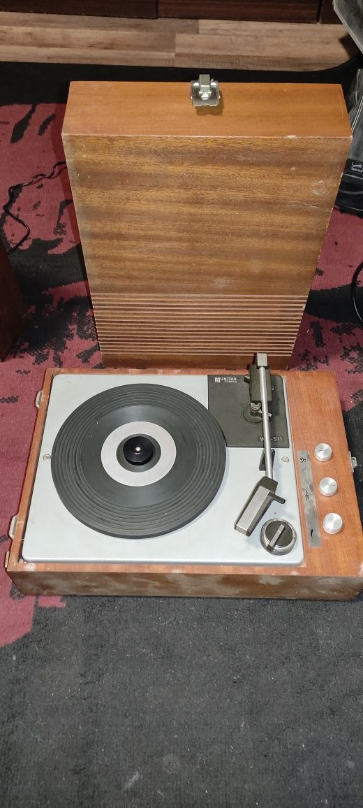 Gramofony Unitra-Fonica WG-511 oraz WG-581 F.Cena za 2 gramofony..