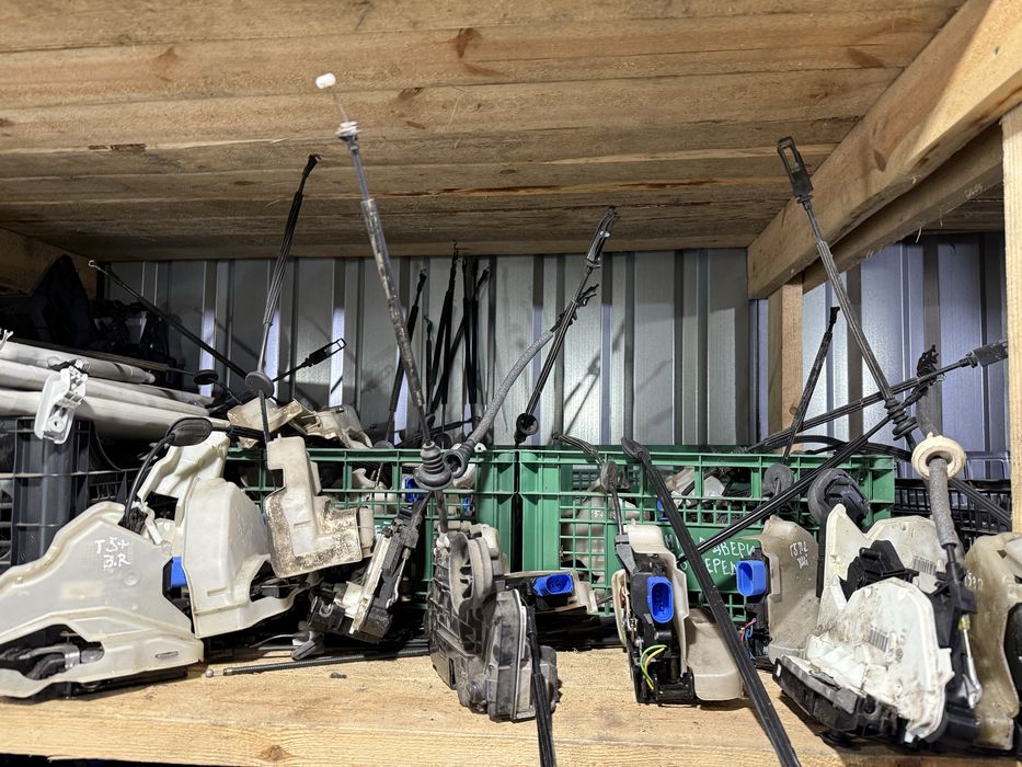 Розборка гольф 5 Golf запчасти автошрот