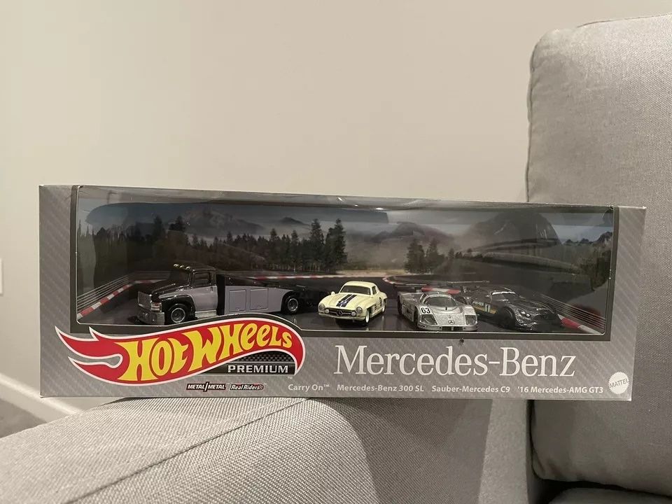 Pack Hot Wheels Premium Mercedes-Benz Team