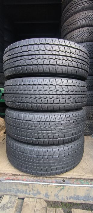 Резина 215.70.R16C.Ціна вказана за 1 шт.