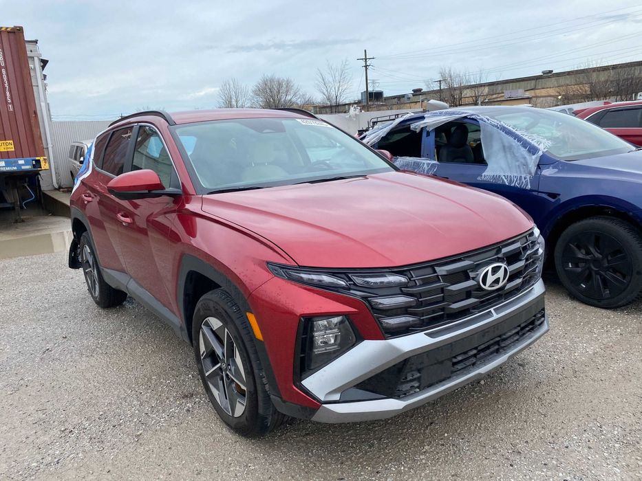 Продам авто Hyunday Tucson 2025 SEL red, Америка FWD