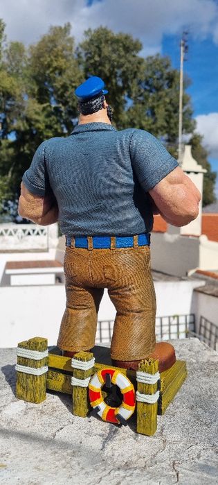 Figura de Brutus a 1/4