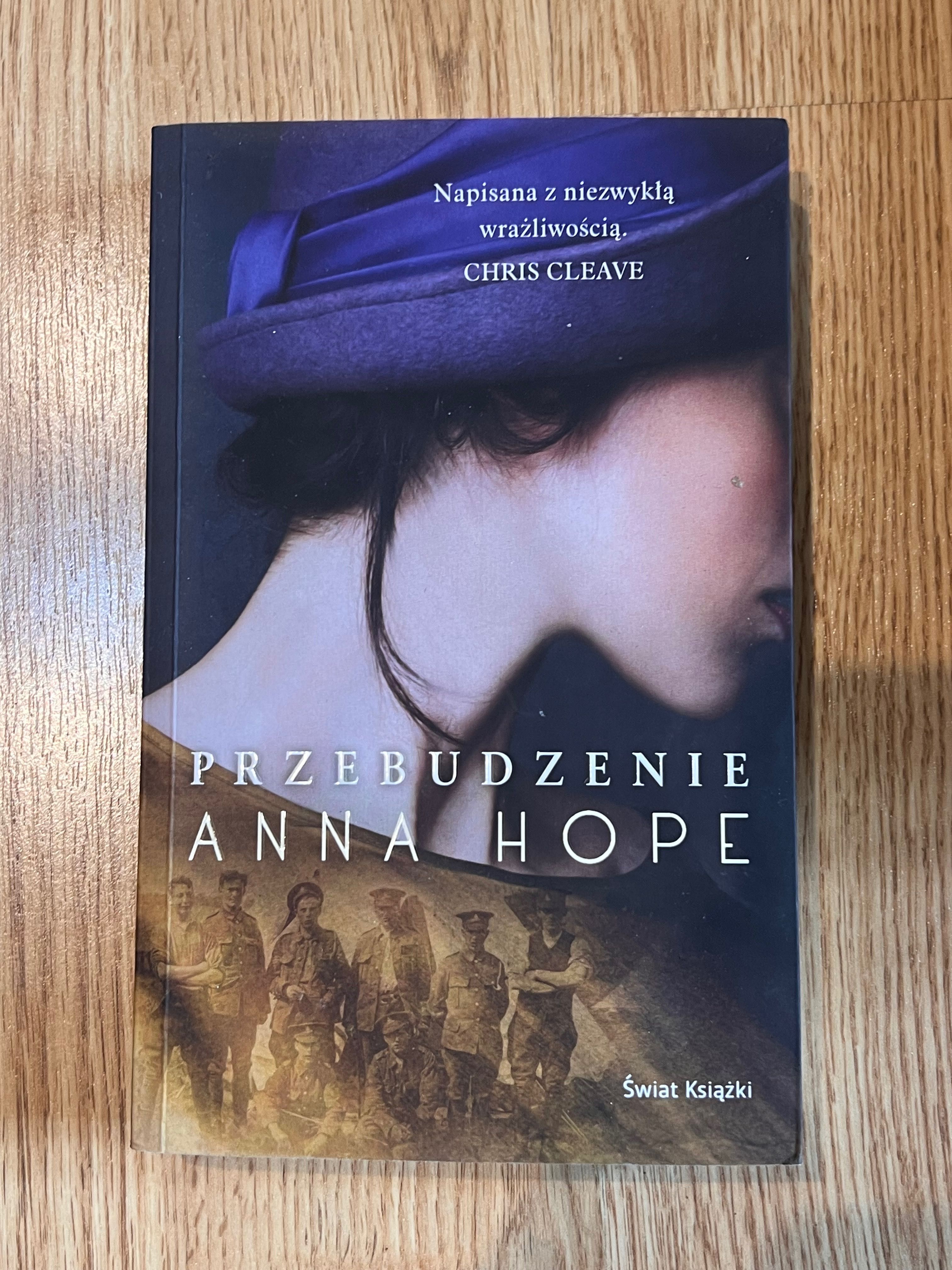 Książka romantyczna „przebudzenie” A. Hope