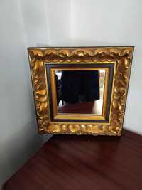 Espelho em madeira dourada muito bonito