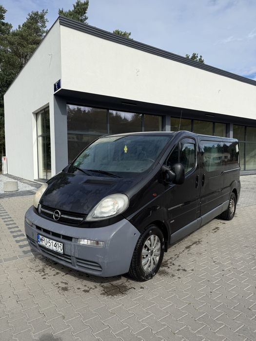 Opel Vivaro 6 osob long 2.5 135km