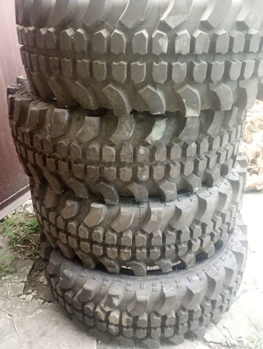 Шини мало їздили стан хороший як нові