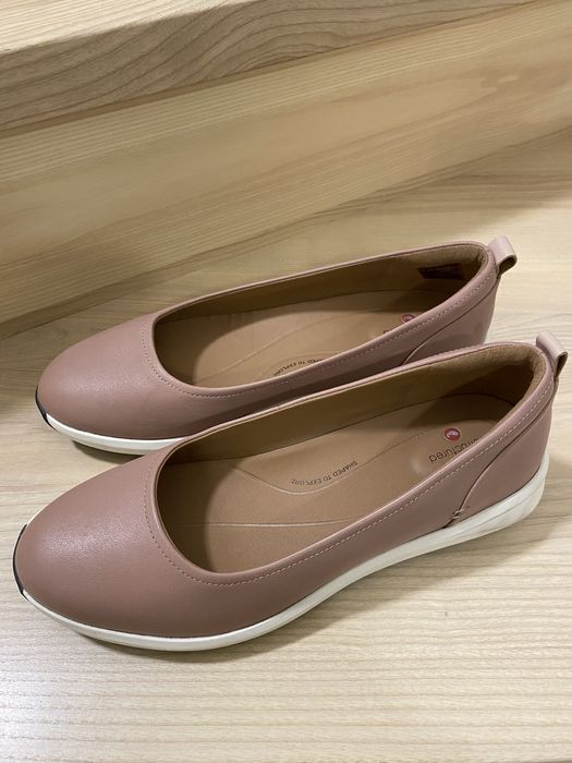 Продам балетки сліпони Clarks