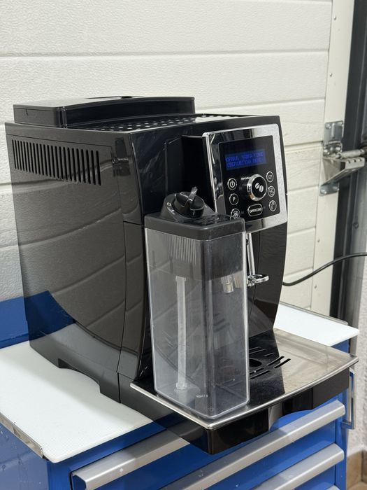 Кавомашина Кавоварка De'Longhi ECAM 23.460 Cappuccino