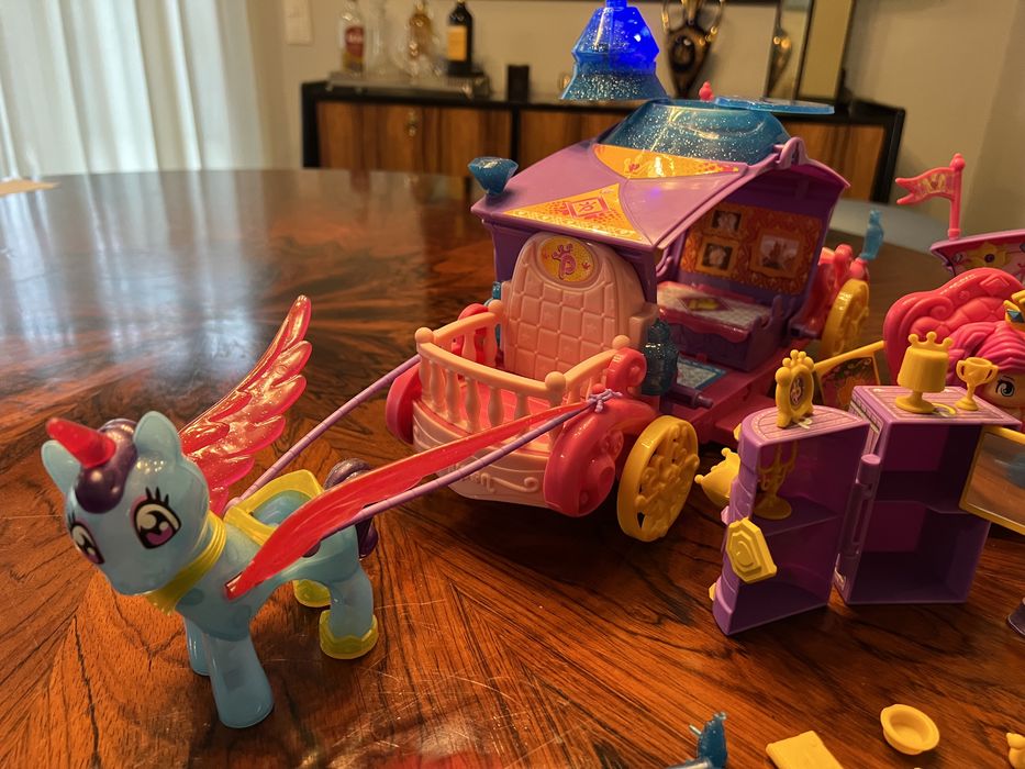 Pinypon Carruagem Rainha