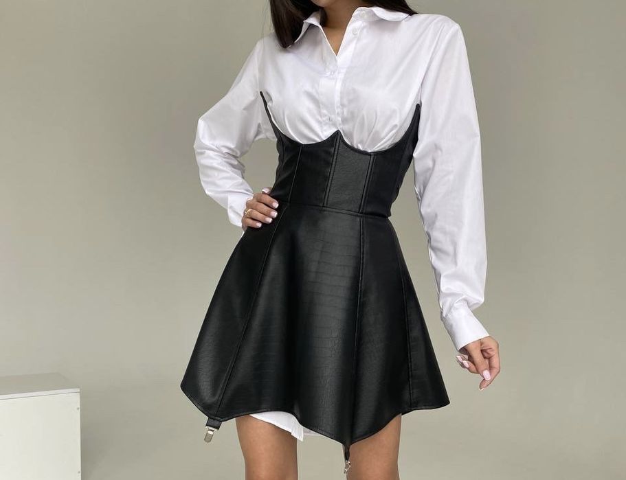 Ефектна сукня-корсет українського бренду. Втягує та підкреслює талію