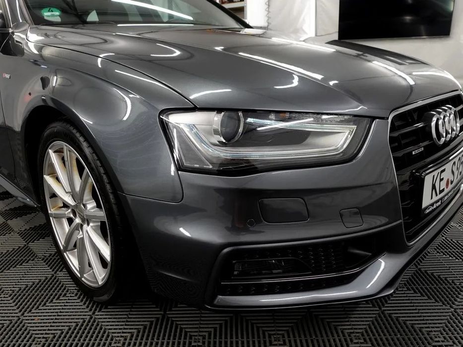 Audi A4 Avant Rzadkość Zobacz jakie Bogate Quattro 3xS-LINE Bardzo zadbane z Niemiec