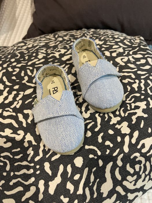 Vendo sapatilhas “paez” de criança em ótimo estado