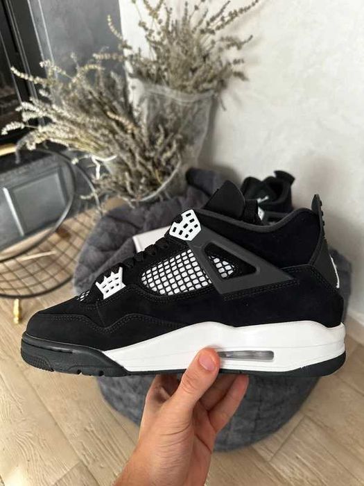 "Buty Trampki" Jordan_4_Retro_White_Thunder R.39