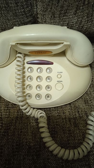 Телефон стационарный, цвет белый, Польша