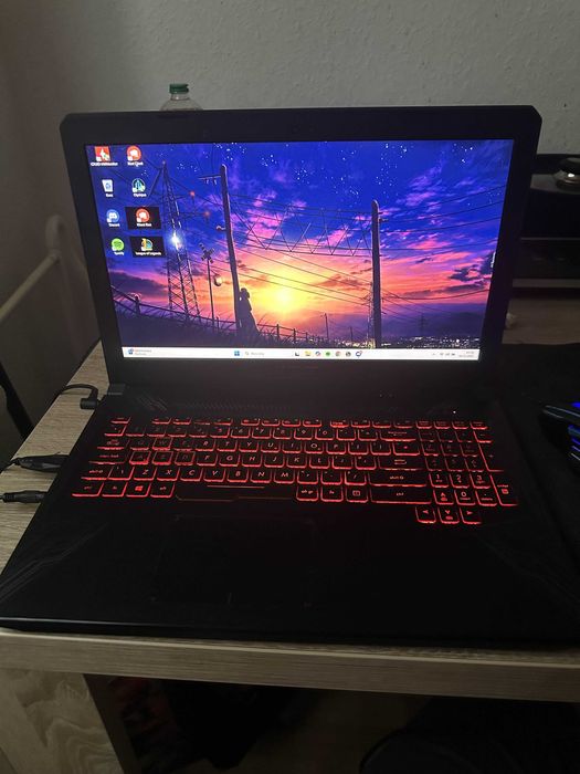 Asus Mocny Laptop z procesorem Intel Core i7